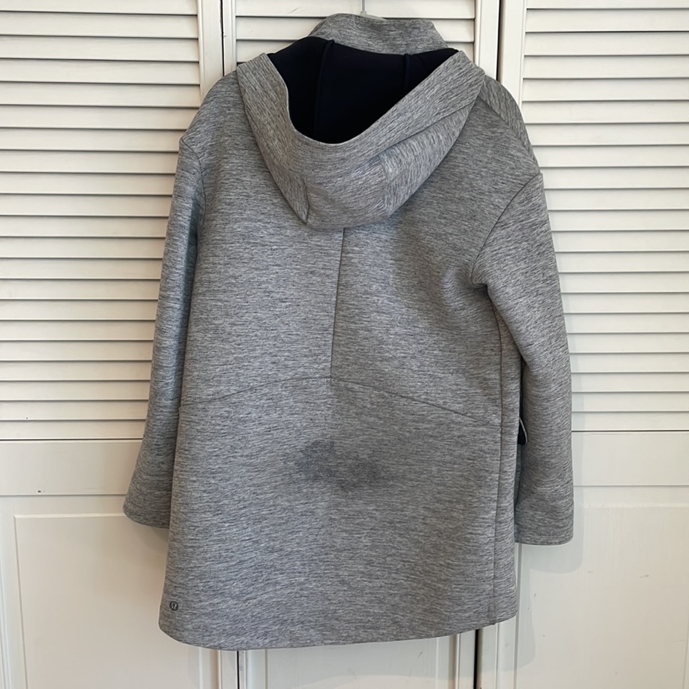 Lululemon Gray Softshell Jacket - image 7